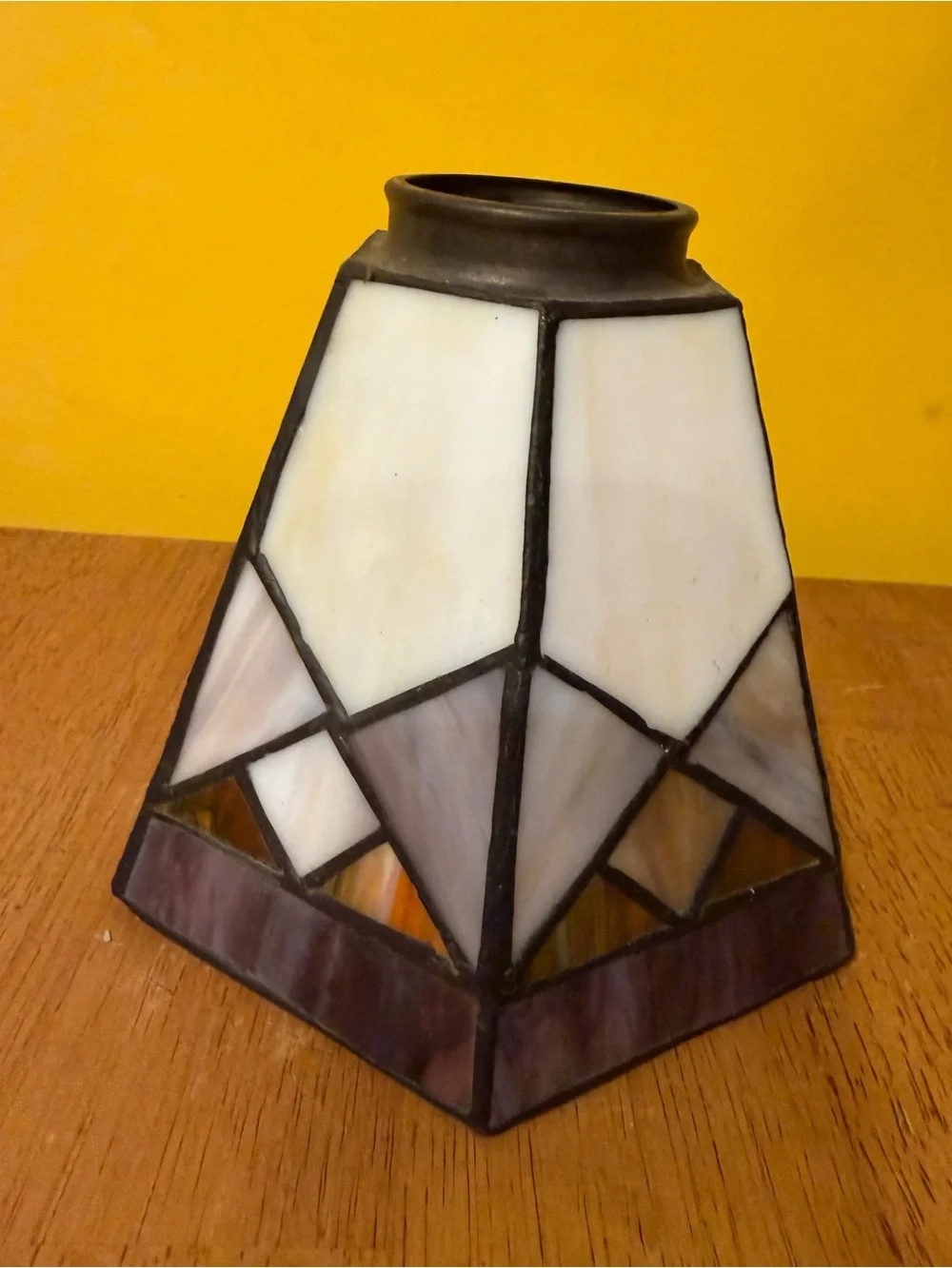 Stained Glass Tiffany-Style White and Purple Accent Lamp Shade (Set of 4)